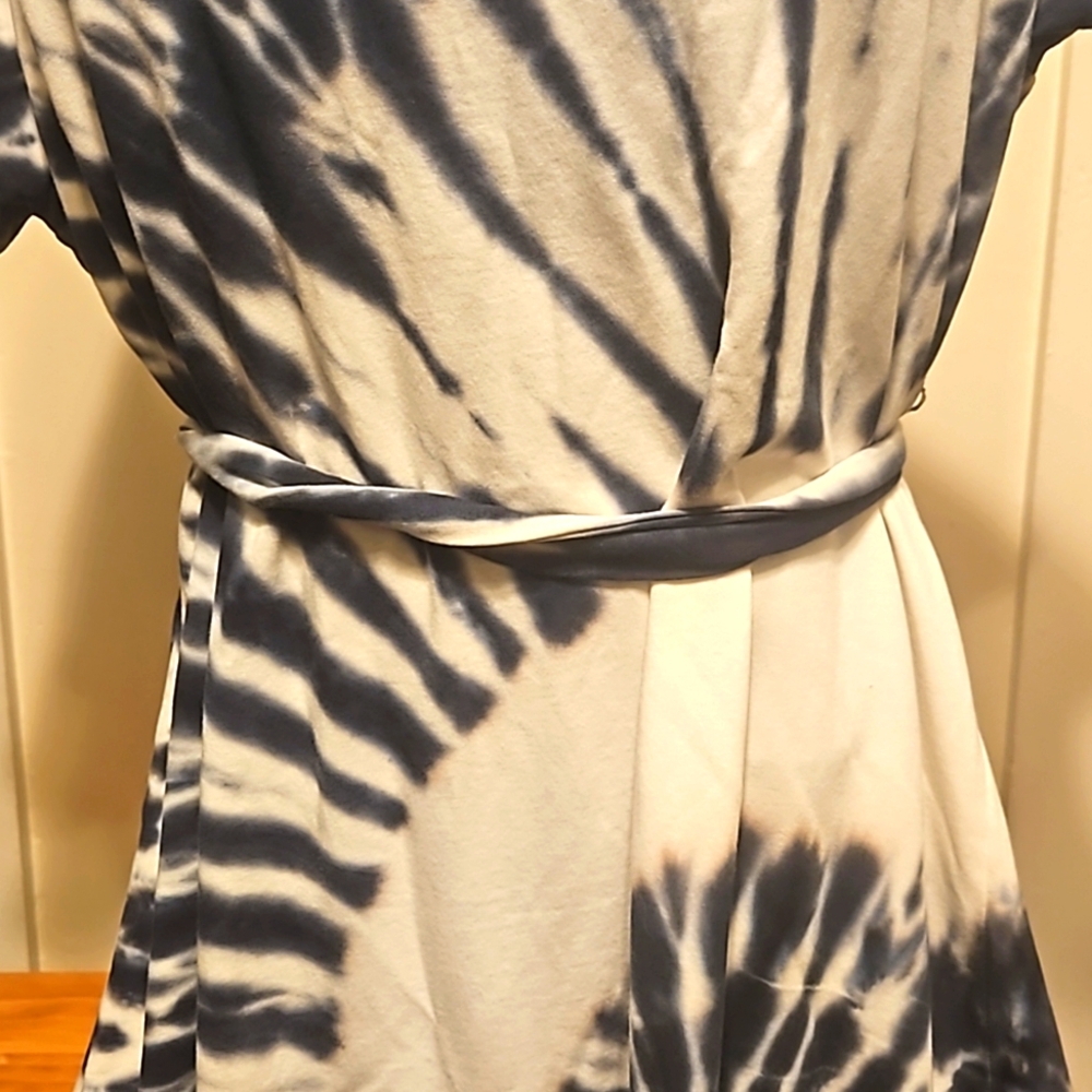 Torrid Tie Dye Dress - Picture 2 of 9